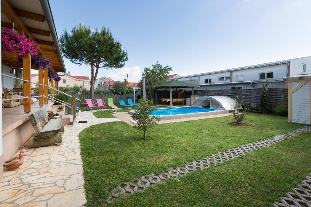 Apartment Twisting By The Private Pool Zadar Ngoại thất bức ảnh